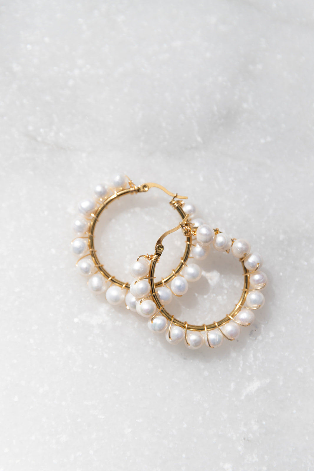 PEARL HOOPS